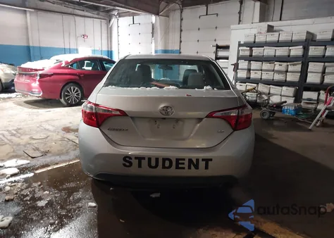 2014 Toyota Corolla Le z USA, uszkodzony, nr VIN 2T1BURHE6EC199845